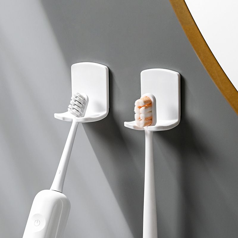 Simple toothbrush holder